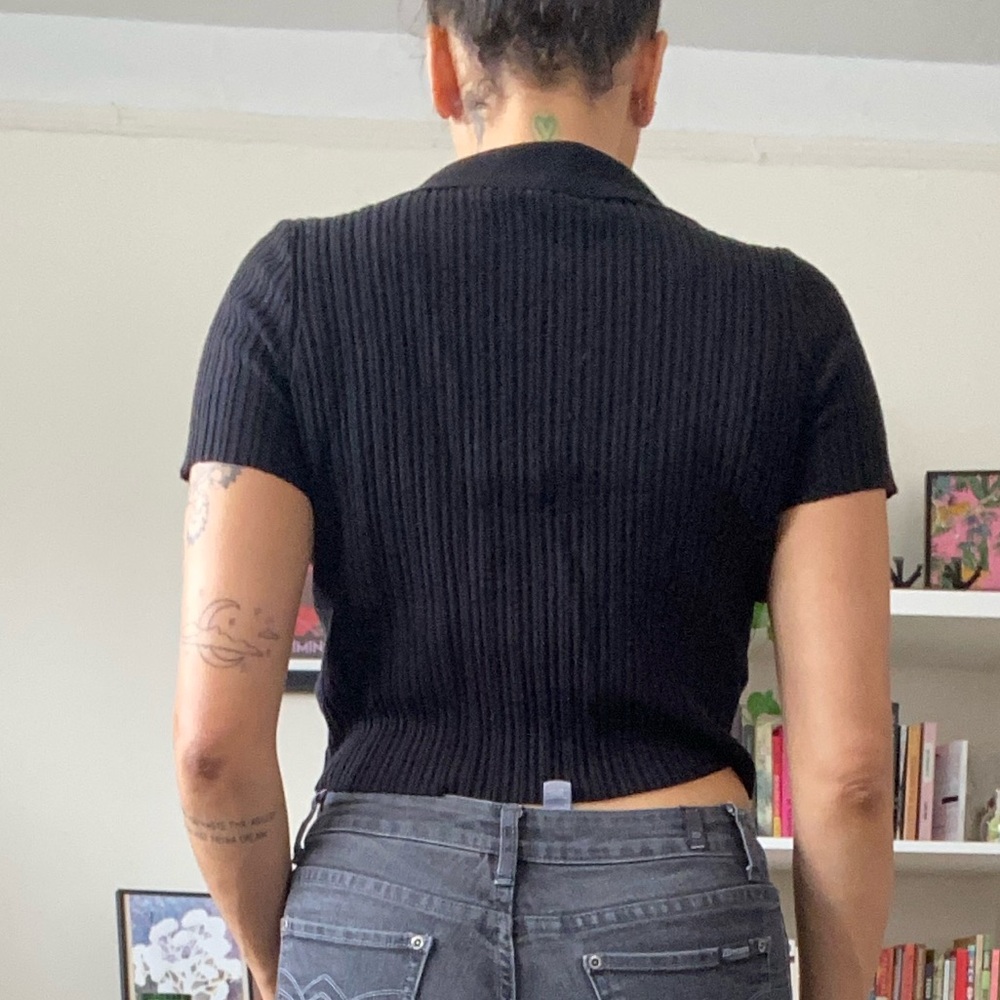 H&M Button Front Ribbed Top - Picture 2 of 3